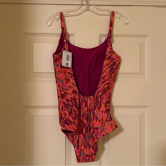 Lululemon Waterside One-Piece Swimsuit *B/C Cup
Harmonize Fluro Pink Multi - Picture 5 of 11